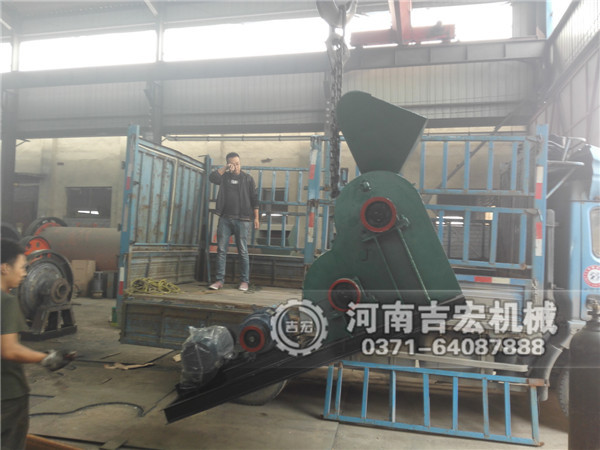 頁巖粉碎機是高產節(jié)能材料的理想設備