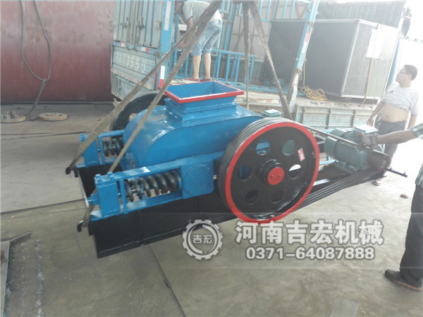 挑選對輥破碎機的輥皮絕對不能馬虎！