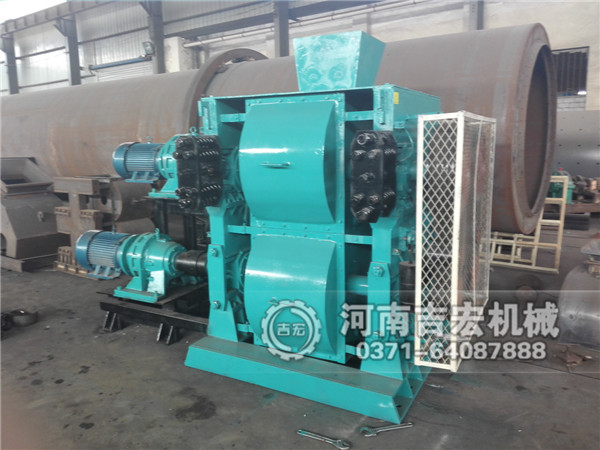 一定要做好四輥破碎機日常維護工作