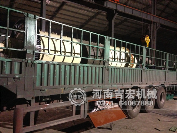 加氣生產線配套球磨機發(fā)往平頂山