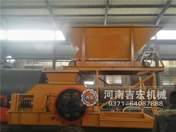 900×1200移動雙齒輥破碎機(jī)發(fā)往西安