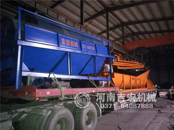 1.8米滾筒篩發(fā)貨現場