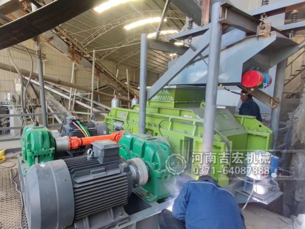 時(shí)產(chǎn)5-10噸制砂剛需？400×400對(duì)輥機(jī)完美匹配,投產(chǎn)即回本！