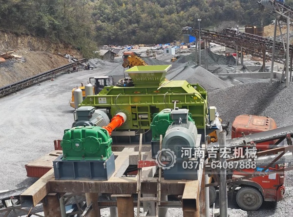 砂子粒型差、含粉量高？液壓對輥制砂機一鍵調節(jié),成品砂級配更優(yōu)！